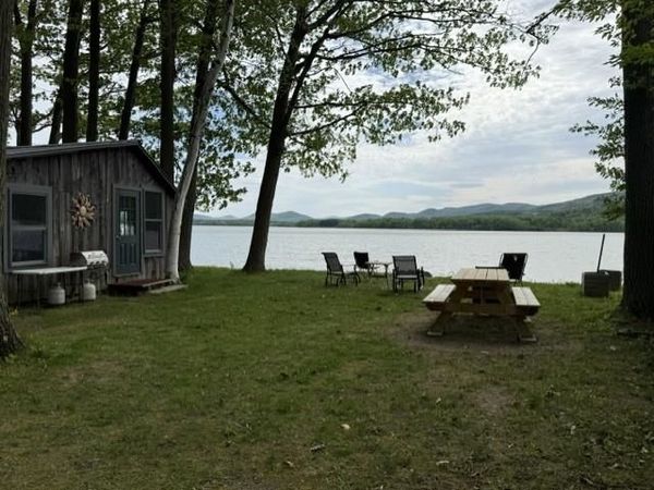 85 Island Drive, Bridport, VT 05734