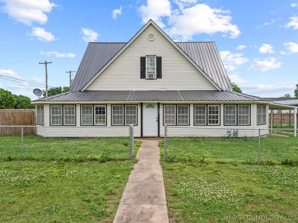 321 S 4th Street , Barnsdall, OK 74002