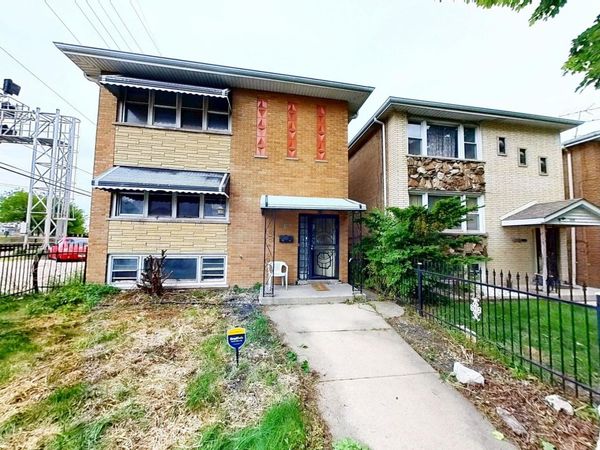 7448 S Maplewood Avenue , Chicago, IL 60629