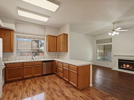 8992 Panamint Ct, Elk Grove, CA 95624 Photo