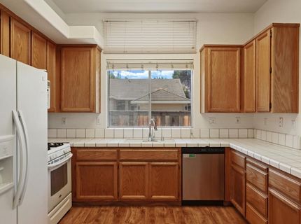 8992 Panamint Ct, Elk Grove, CA 95624 Photo