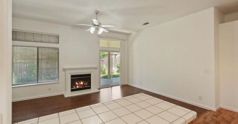 8992 Panamint Ct, Elk Grove, CA 95624 Photo