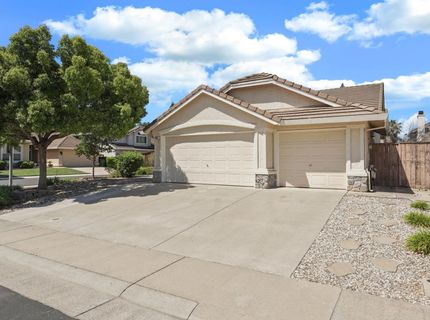 8992 Panamint Ct, Elk Grove, CA 95624 Photo