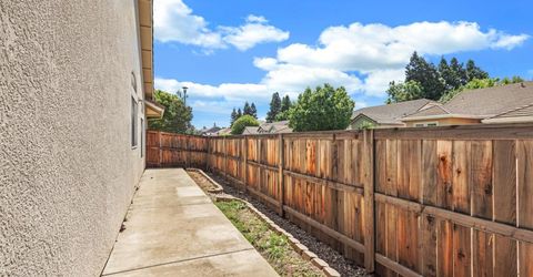 8992 Panamint Ct, Elk Grove, CA 95624 Photo