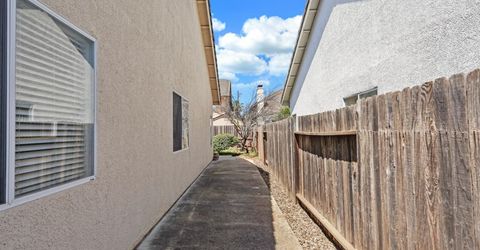 8992 Panamint Ct, Elk Grove, CA 95624 Photo