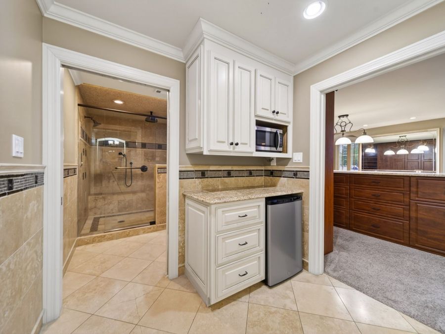 Property Image 76