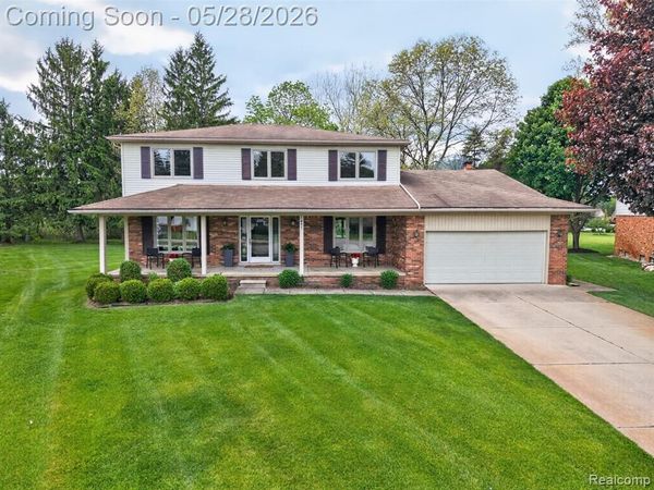 3411 Foxhollow Court, Washington Twp, MI 48094