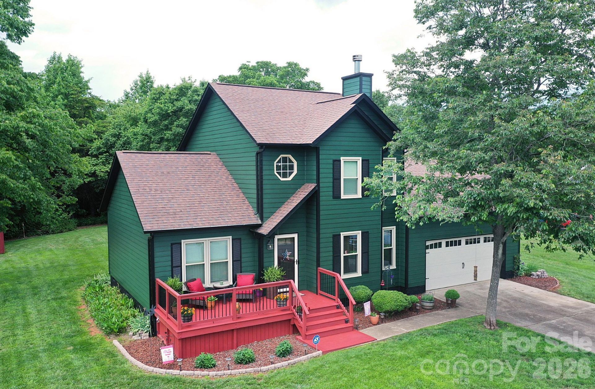 5438 Winding Oak Drive, Hickory, NC 28602 Main Photo