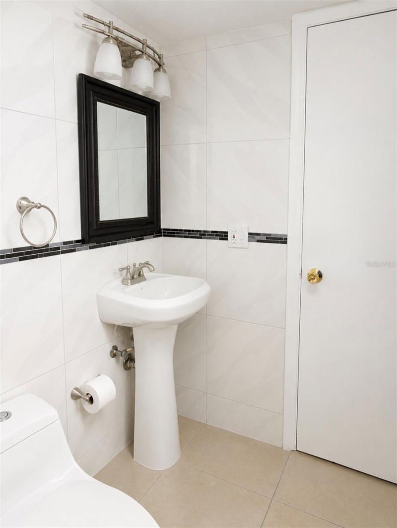 6831 W 14 Court, Unit 306, Hialeah, FL 33014 Photo