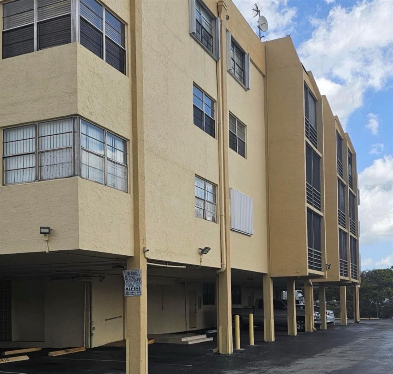 6831 W 14 Court, Unit 306, Hialeah, FL 33014 Photo