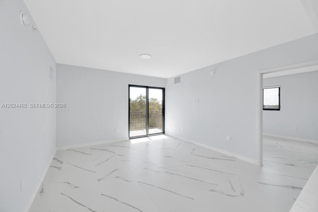 840 NE 130th Street , Unit 302, North Miami, FL 33161 Photo
