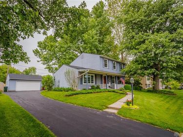 209 Brentwood Drive, Englewood, OH 45322