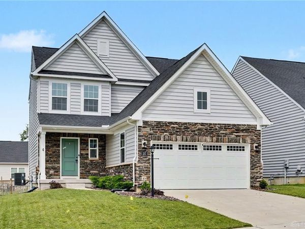 157 Cresting Road, Fairborn, OH 45324