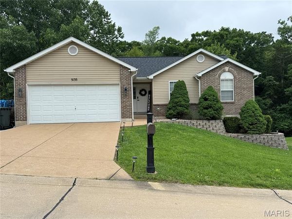 5135 Jeremiah Boulevard , Hillsboro, MO 63050