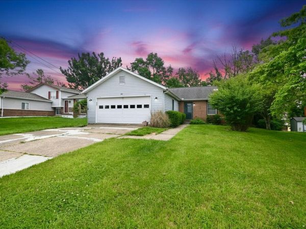 29 W Cobblestone Court, Florence, KY 41042