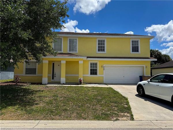117 Shadow Lakes DR , LEHIGH ACRES, FL 33974