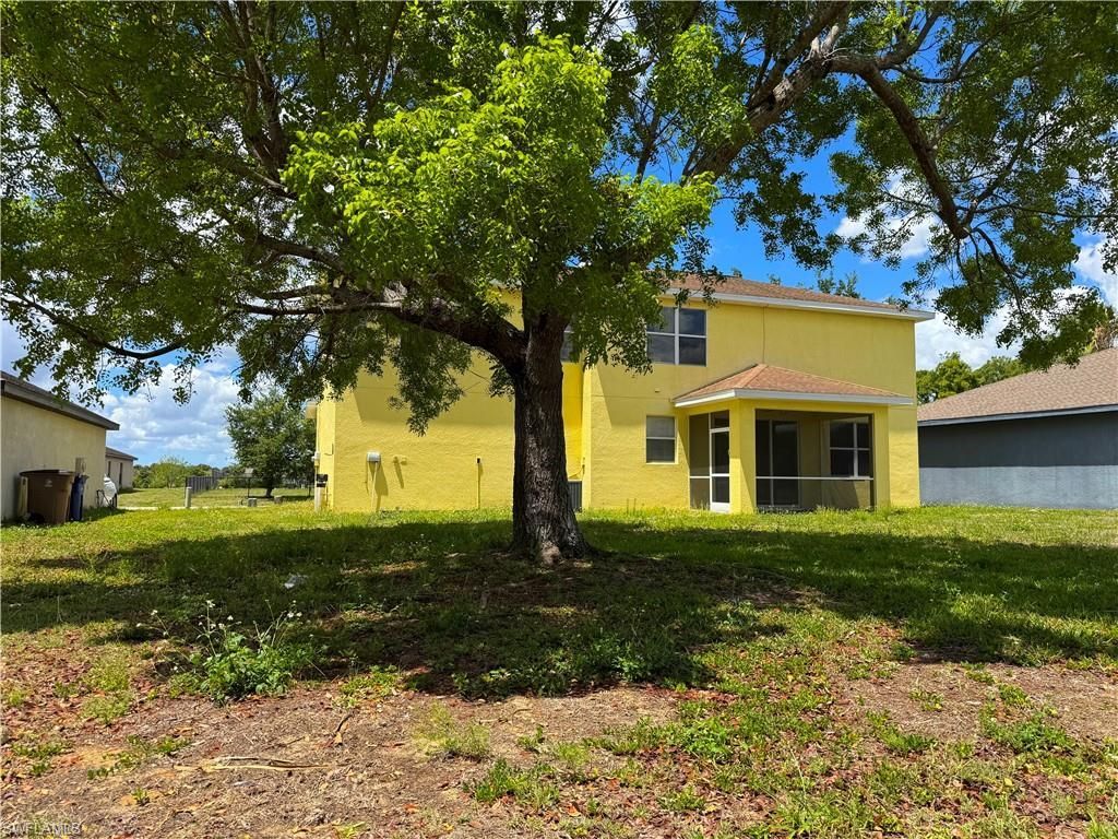 117 Shadow Lakes Dr, Lehigh Acres, FL 33974 Photo
