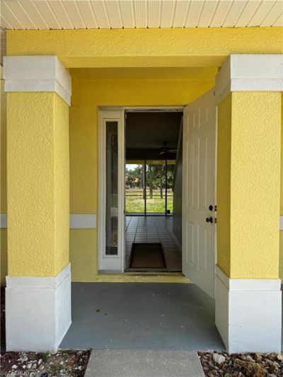 117 Shadow Lakes Dr, Lehigh Acres, FL 33974 Photo