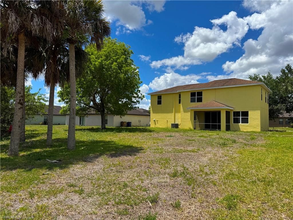 117 Shadow Lakes Dr, Lehigh Acres, FL 33974 Photo