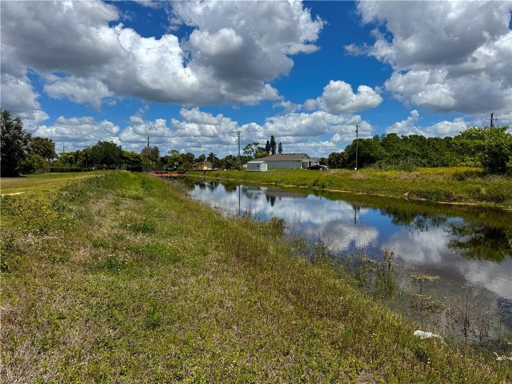 117 Shadow Lakes Dr, Lehigh Acres, FL 33974 Photo