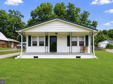 604 SHAKESVILLE ROAD , BRISTOL, VA 24202