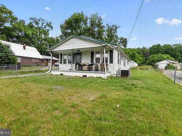 604 SHAKESVILLE ROAD, BRISTOL, VA 24202