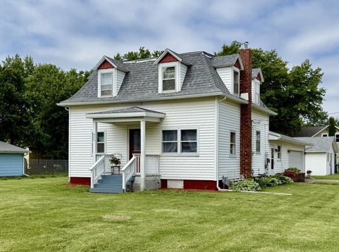 Main Photo