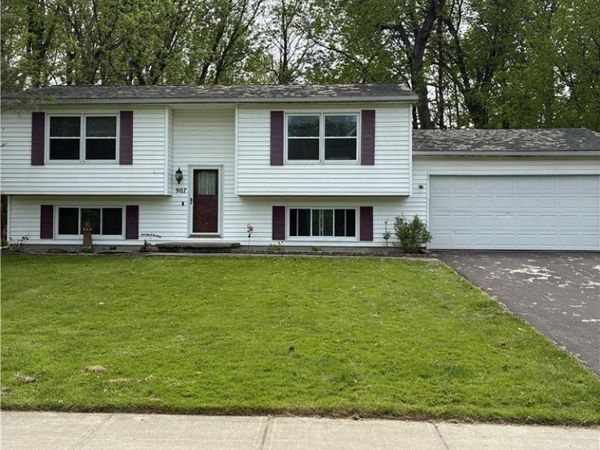 907 Lake Shore Boulevard, Rochester, NY 14617