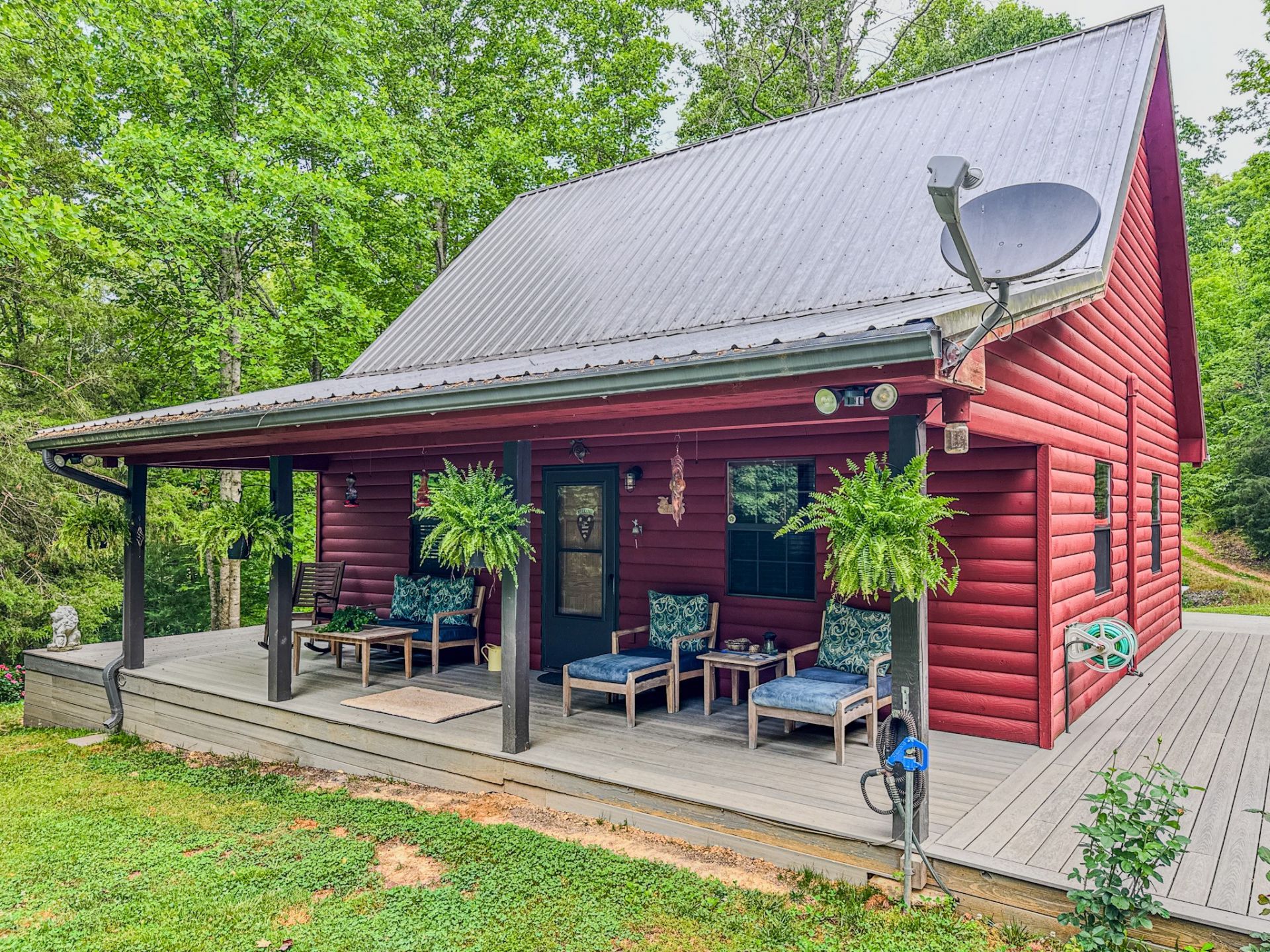 220 Ovilla Ln, Lawrenceburg, TN 38464 Main Photo