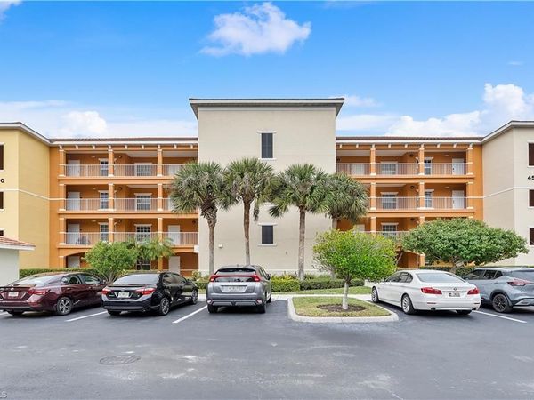 4500 Botanical Place CIR , Unit 4, NAPLES, FL 34112
