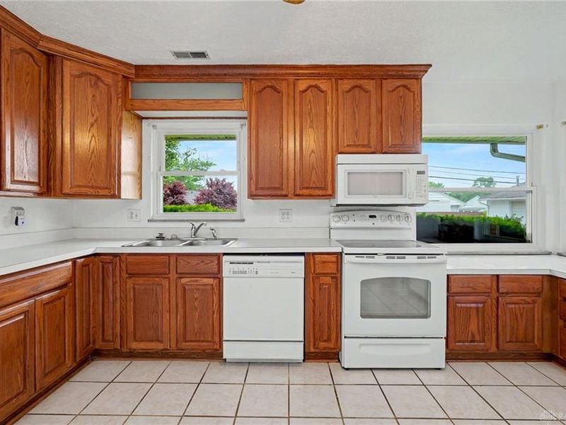1531 Woodman Drive, Dayton, OH 45432 Photo 16