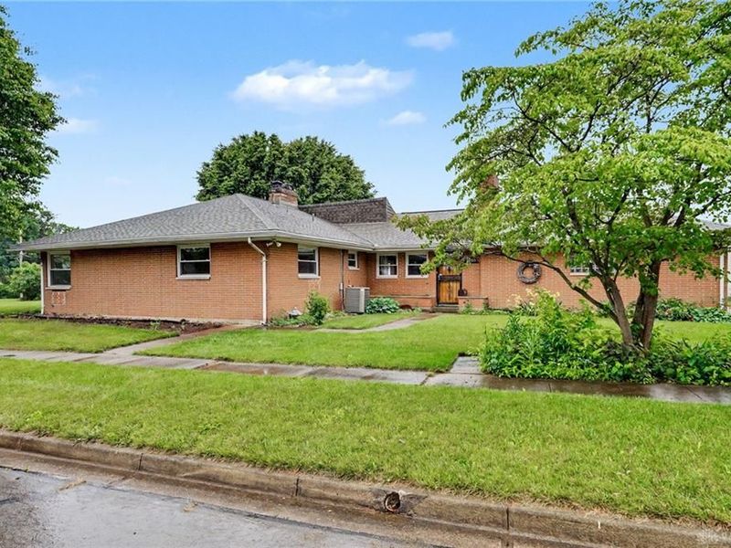 1531 Woodman Drive, Dayton, OH 45432 Photo 7