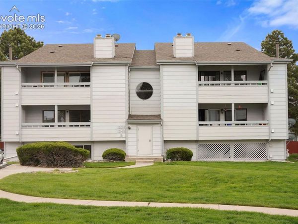 1238 Firefly Circle, Colorado Springs, CO 80916