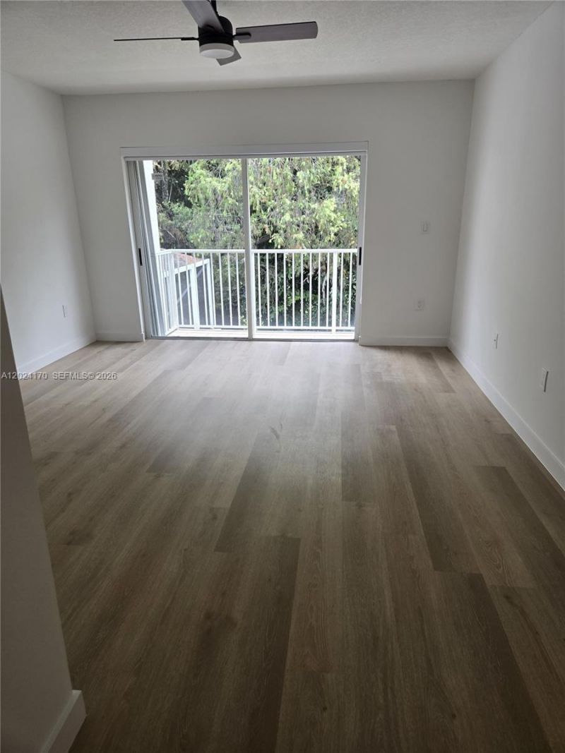 9835 NW 43rd Ter, Unit 9835, Doral, FL 33178 Photo