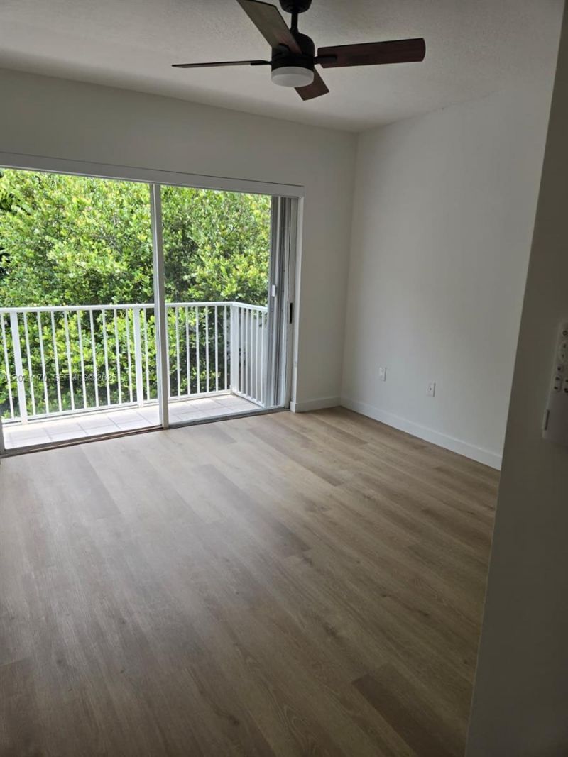 9835 NW 43rd Ter, Unit 9835, Doral, FL 33178 Photo