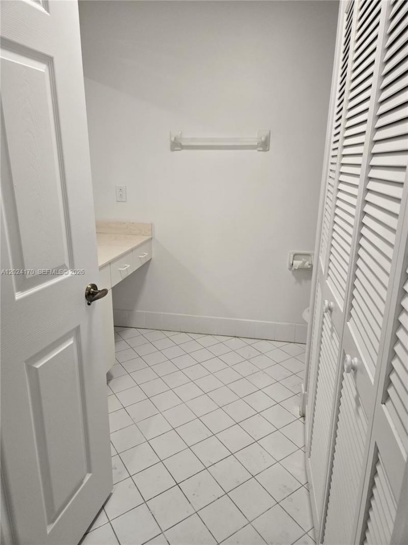 9835 NW 43rd Ter, Unit 9835, Doral, FL 33178 Photo