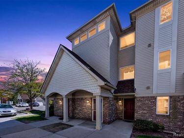 852 Brandon Avenue, Pontiac, MI 48340