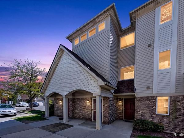 852 Brandon Avenue, Pontiac, MI 48340
