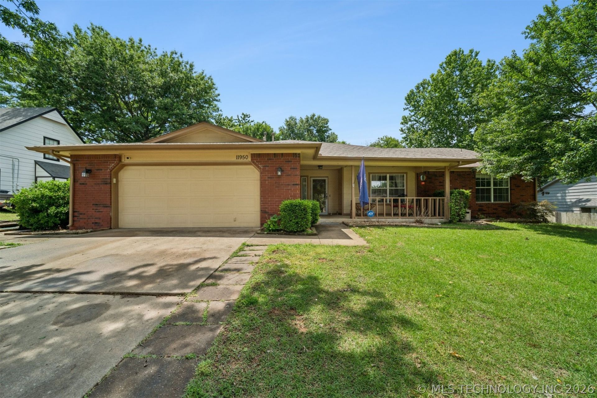 11950 S 266th East Avenue, Coweta, OK 74429 Main Photo