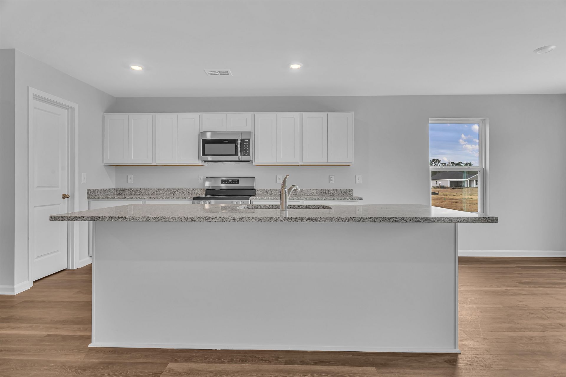 1073 Cherrystone Loop  Photo 5