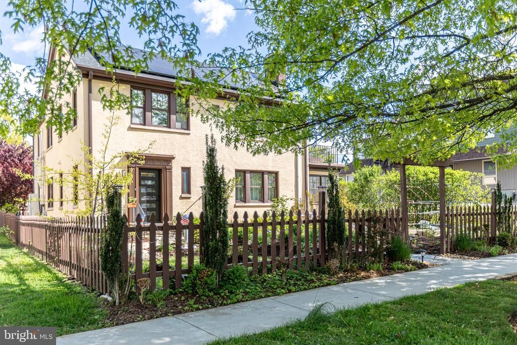 404 Allegheny Avenue , Towson, MD 21204 Main Photo