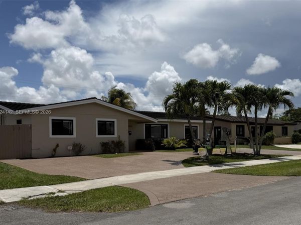 9800 SW 12th Ter , Unit 9800, Miami, FL 33174