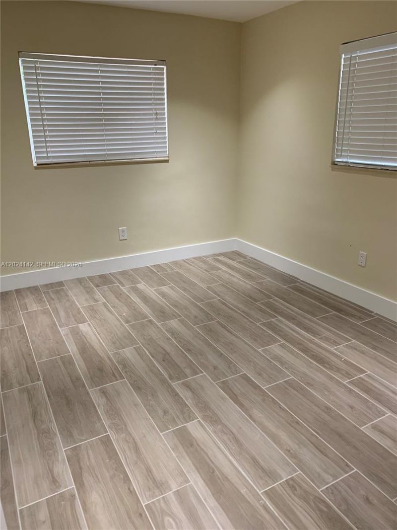 9800 SW 12th Ter , Unit 9800, Miami, FL 33174 Photo