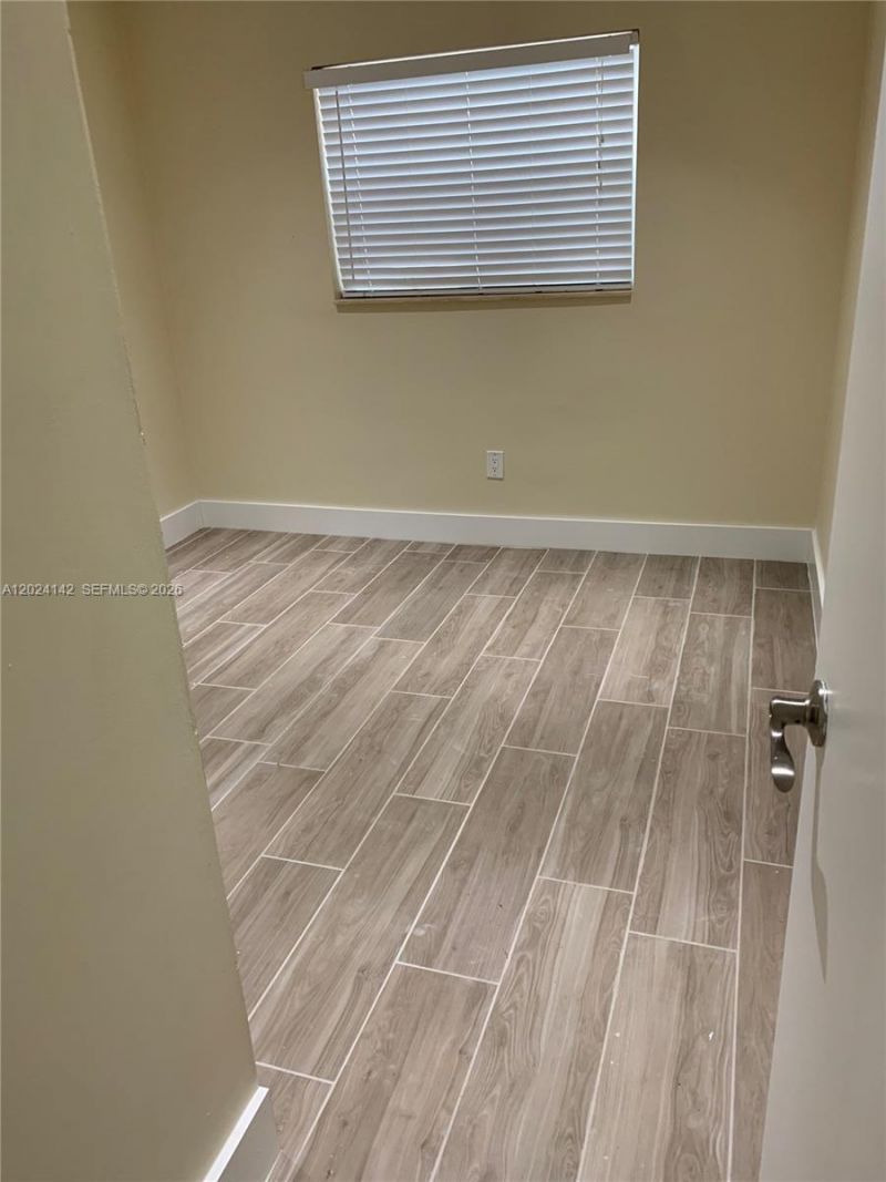 9800 SW 12th Ter , Unit 9800, Miami, FL 33174 Photo