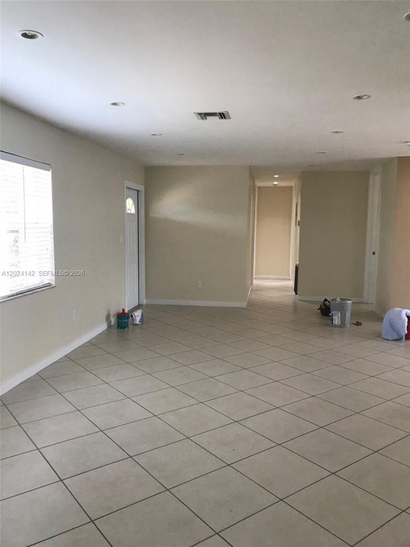 9800 SW 12th Ter , Unit 9800, Miami, FL 33174 Photo