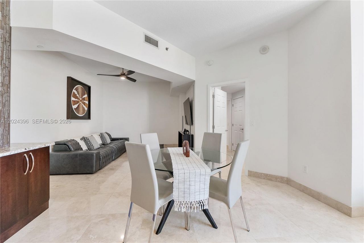 1819 SE 17th St , Unit 501, Fort Lauderdale, FL 33316 Photo