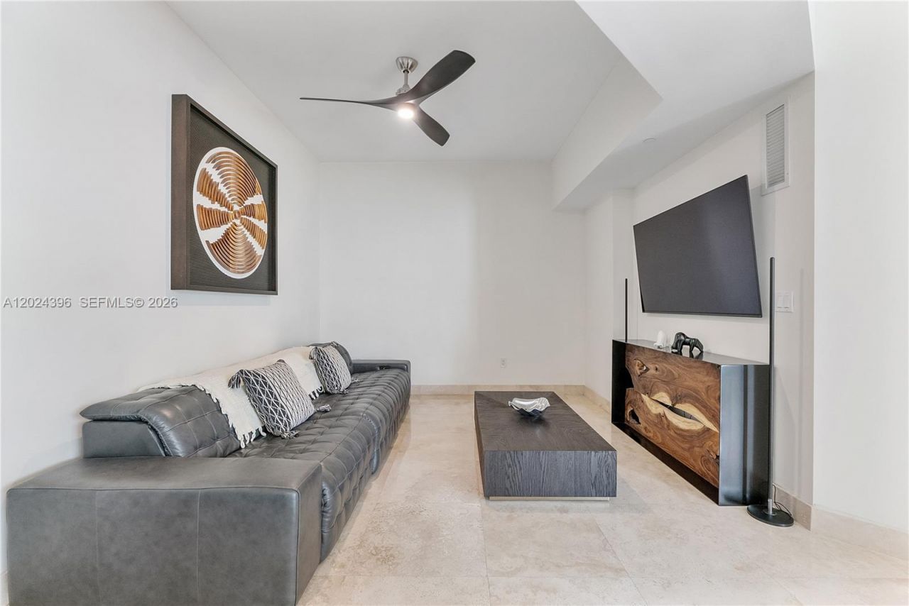 1819 SE 17th St , Unit 501, Fort Lauderdale, FL 33316 Photo