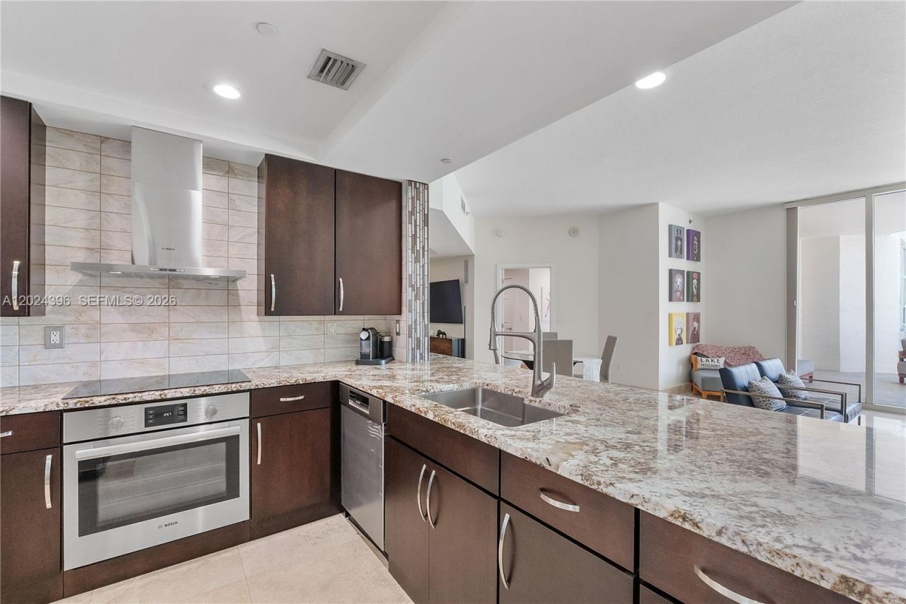 1819 SE 17th St , Unit 501, Fort Lauderdale, FL 33316 Photo