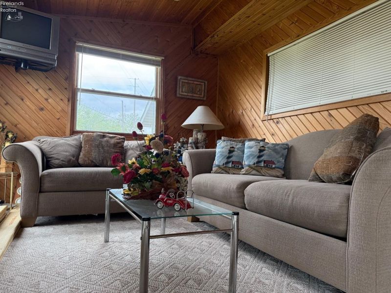 29 Castle, Marblehead, OH 43440 Photo 8