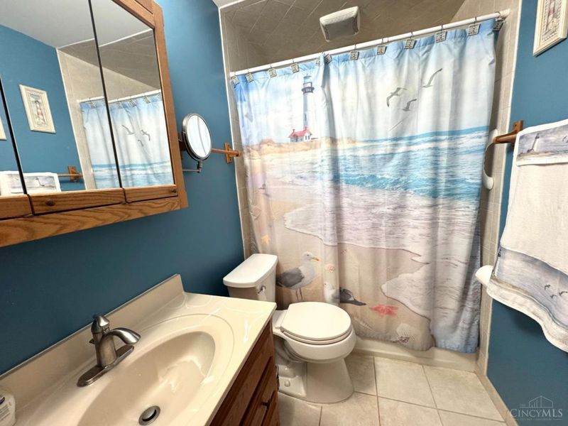 4325 Glenway Avenue, Deer Park, OH 45236 Photo 10
